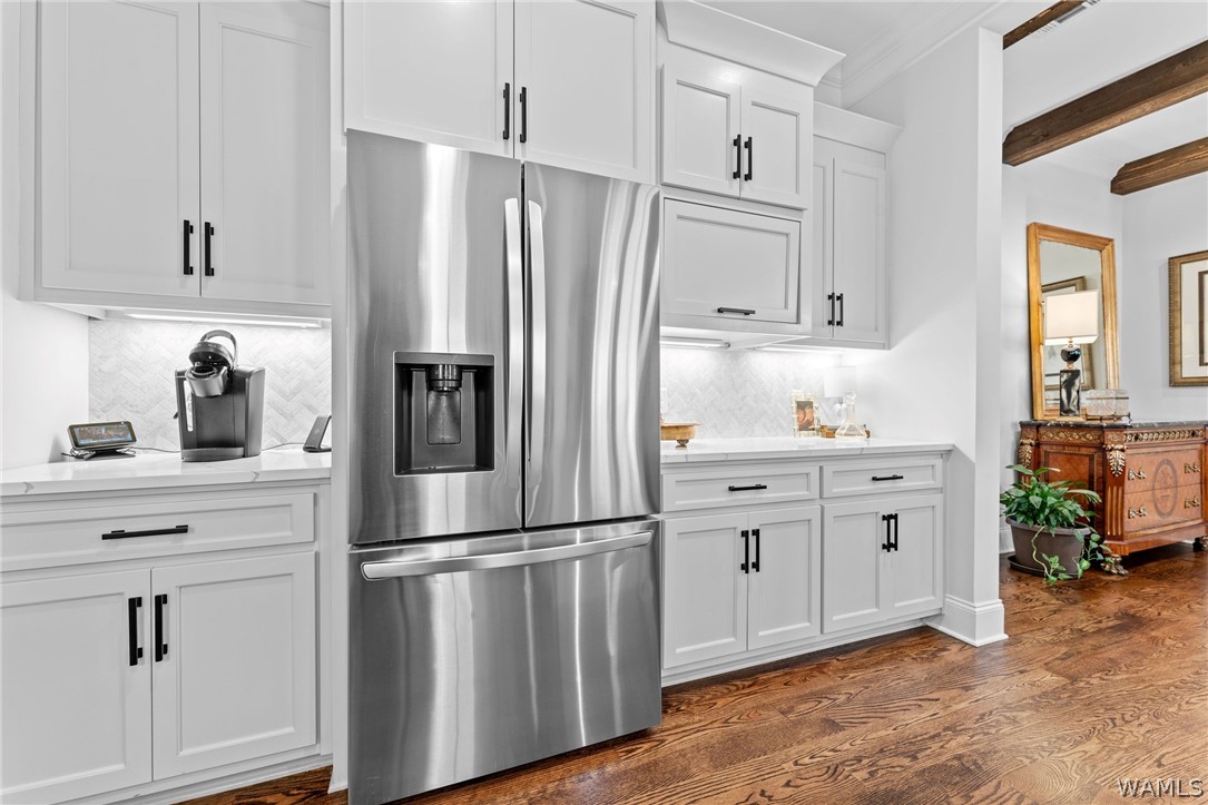 6073 Rosemeade Street