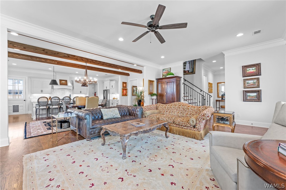 6073 Rosemeade Street