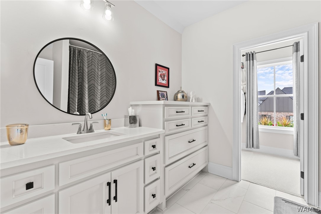 6073 Rosemeade Street