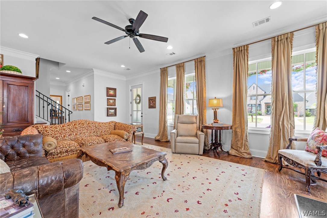 6073 Rosemeade Street