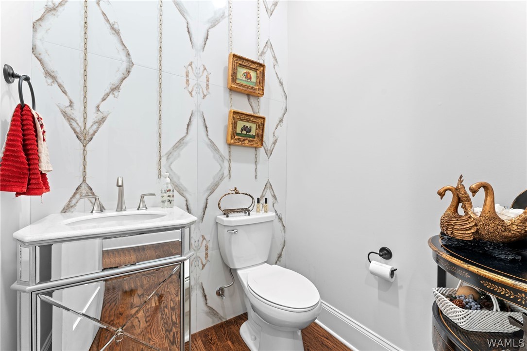 6073 Rosemeade Street