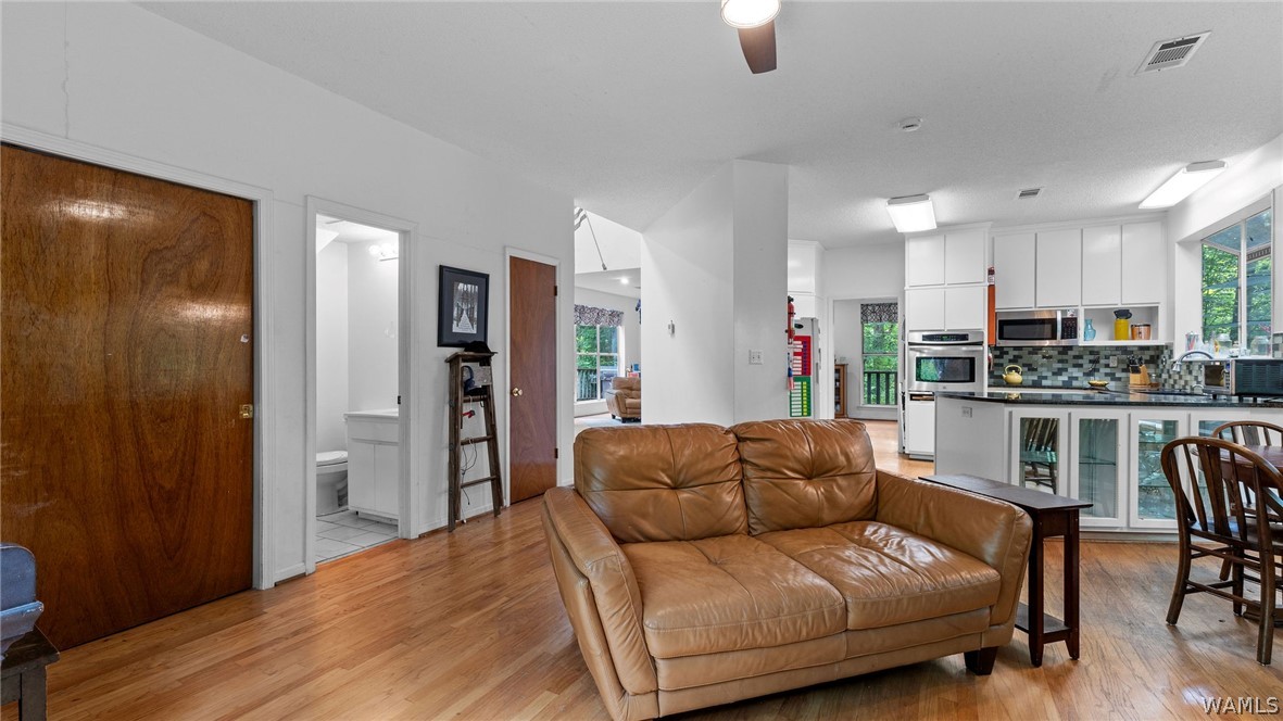 7900 Rainey Lane