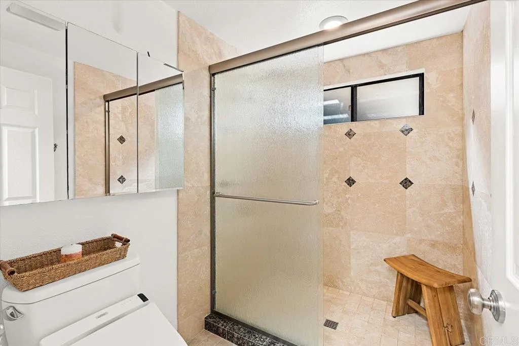 1108 La Sombra Drive