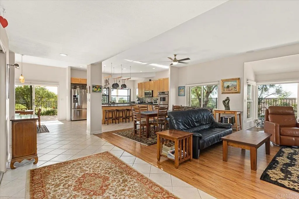 1108 La Sombra Drive