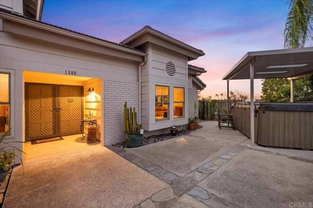 1108 La Sombra Drive