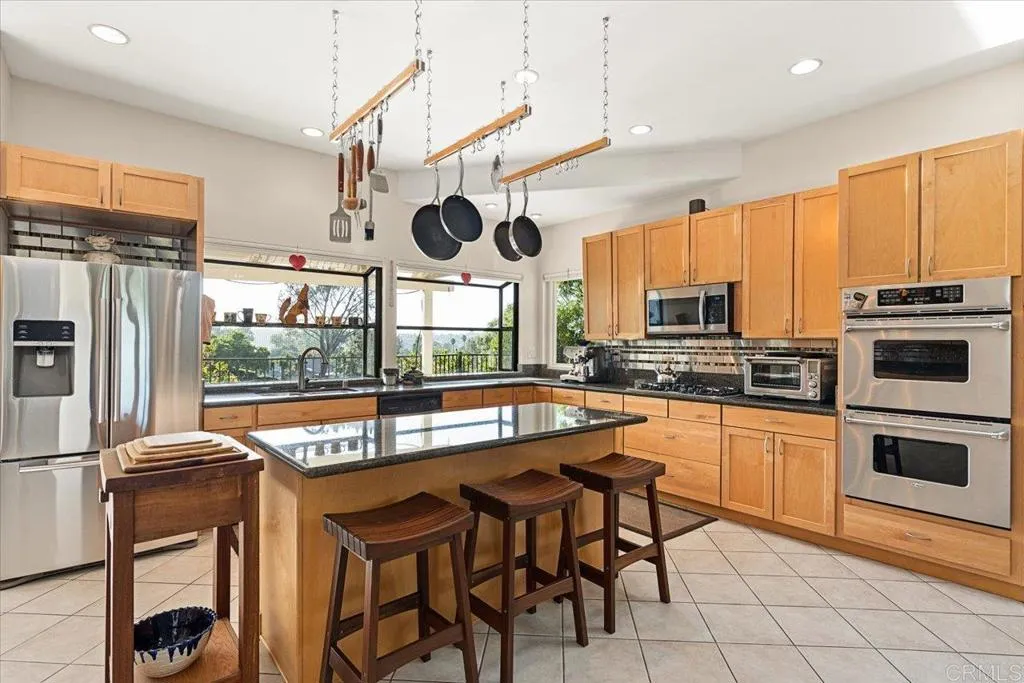 1108 La Sombra Drive