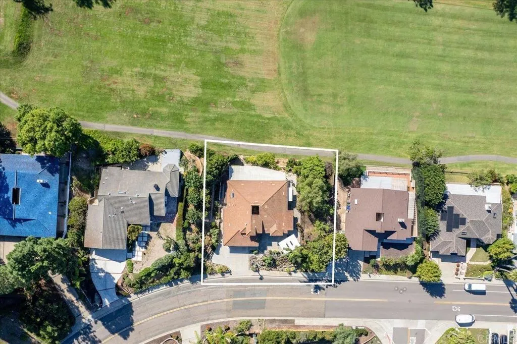 1108 La Sombra Drive