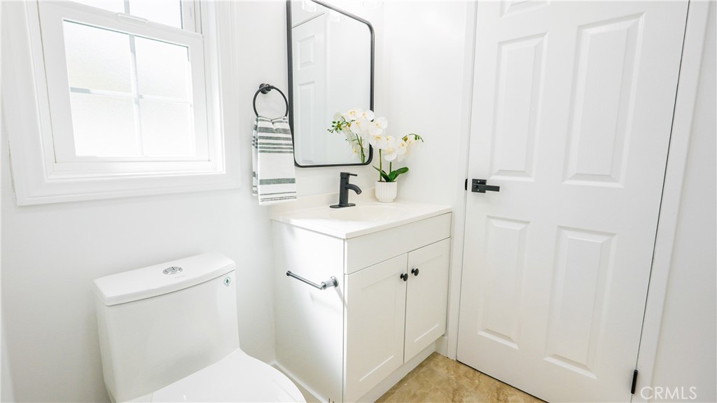 1206 E Cameron Avenue