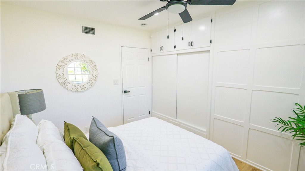 1206 E Cameron Avenue