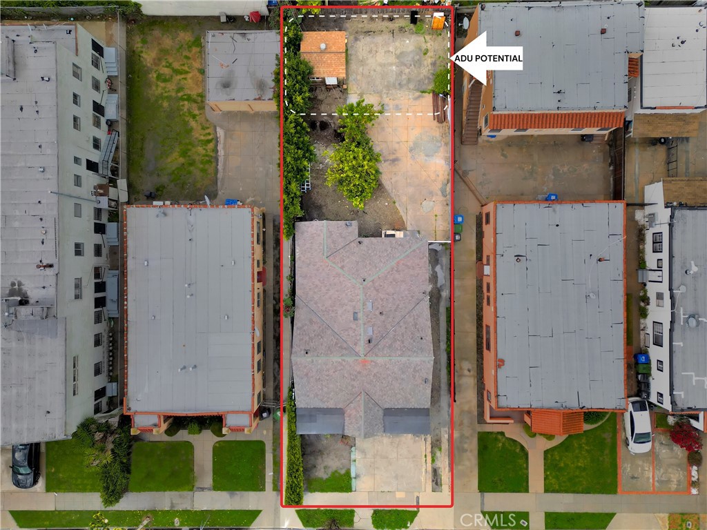 3941 S Van Ness Avenue