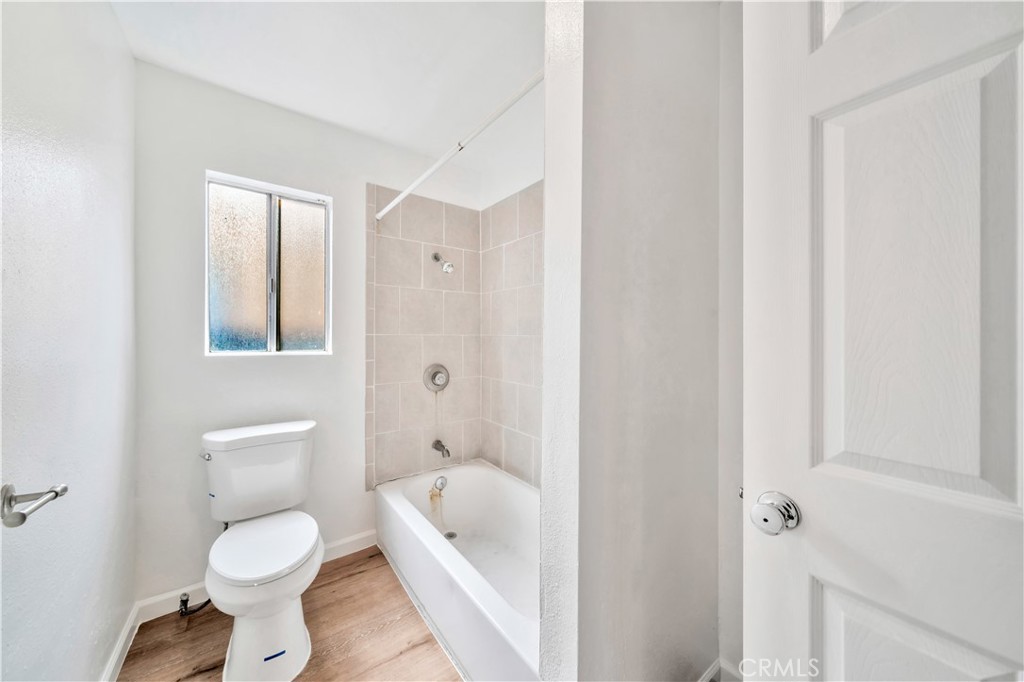 3941 S Van Ness Avenue