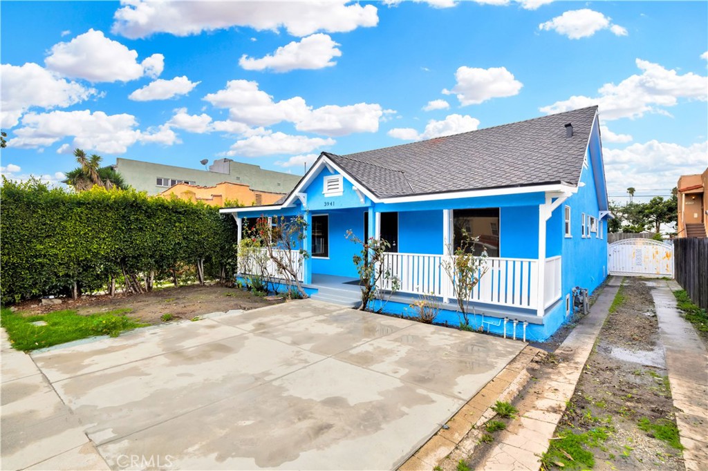 3941 S Van Ness Avenue