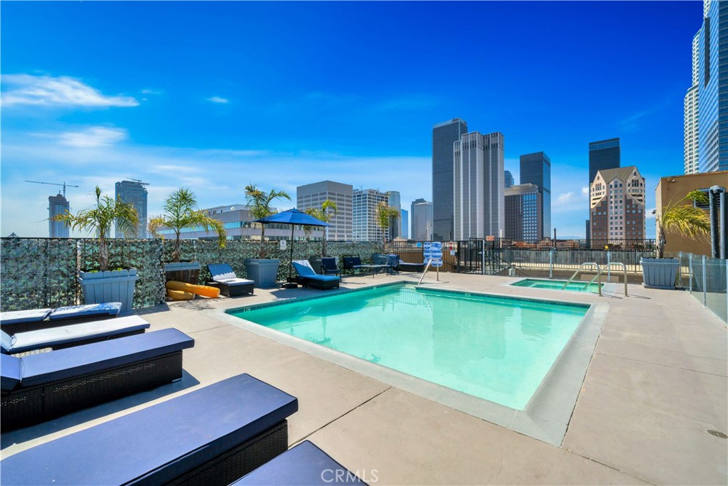 312 W 5th Street 1022