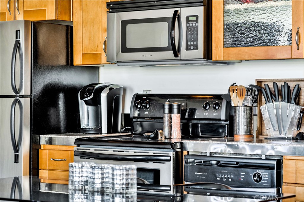 312 W 5th Street 1022