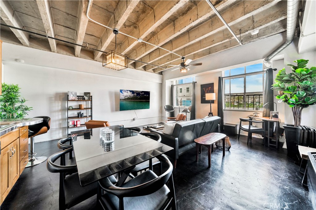 312 W 5th Street 1022