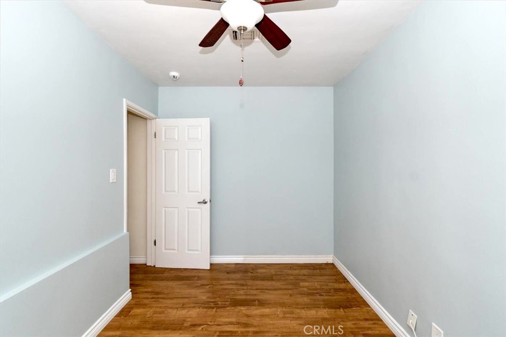 10618 Fitzroy Avenue