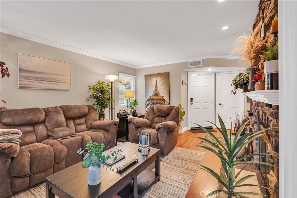 5205 Box Canyon Court 19C