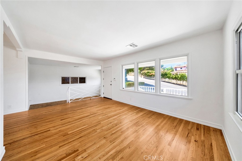 408 W Manchester Avenue