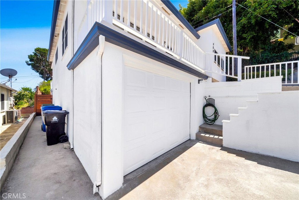 408 W Manchester Avenue