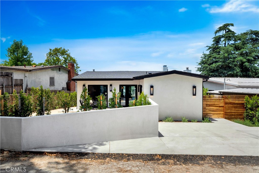 819 Montecito Drive
