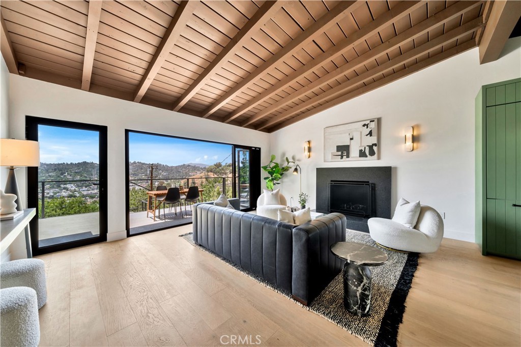 819 Montecito Drive