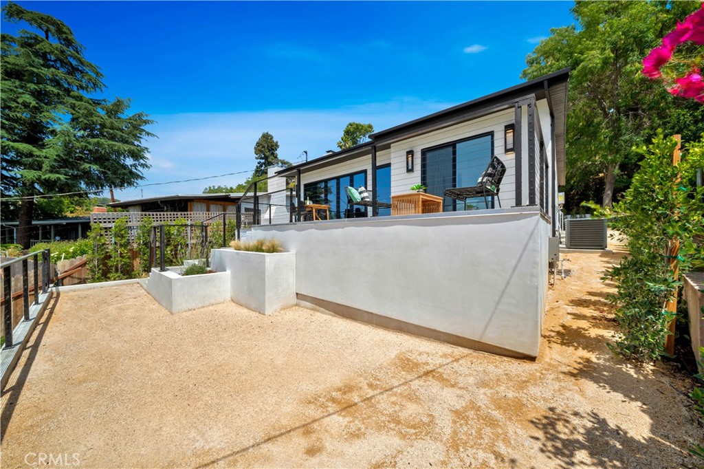 819 Montecito Drive