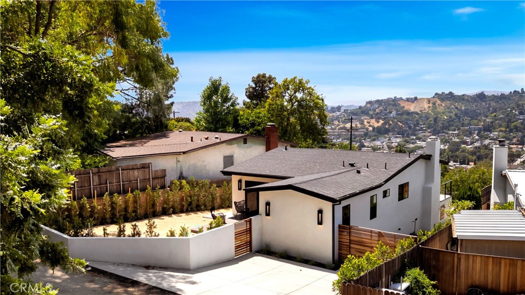 819 Montecito Drive