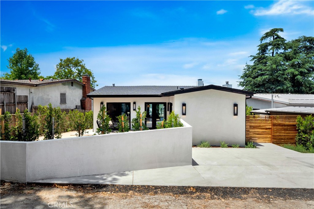 819 Montecito Drive