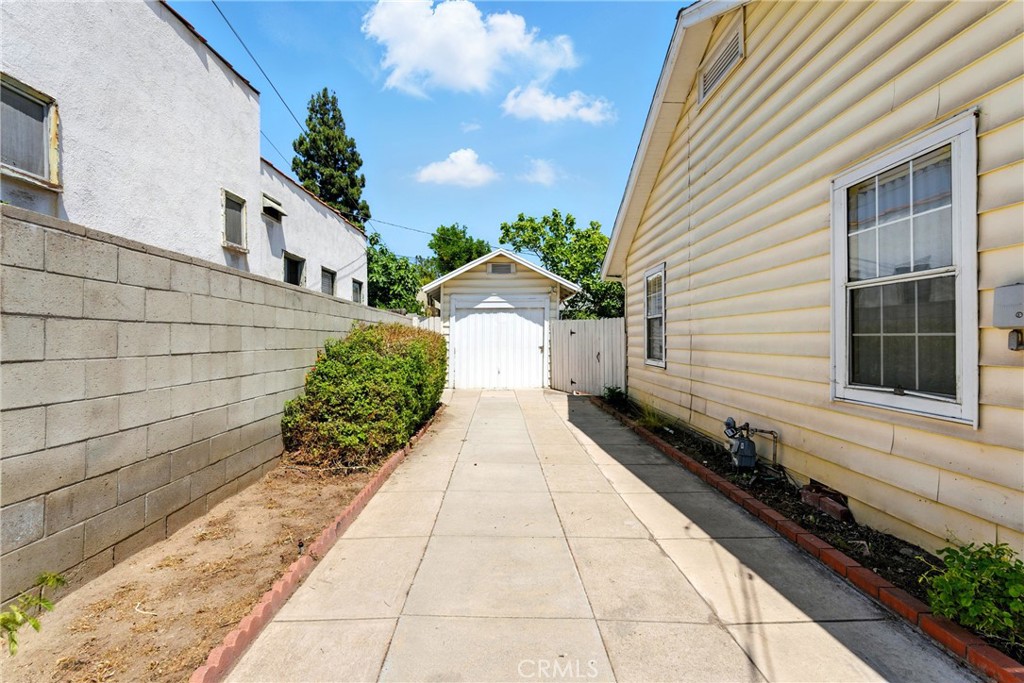1156 Concord Street