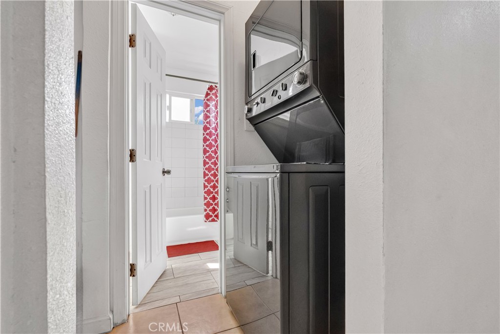 146 E 89th Street