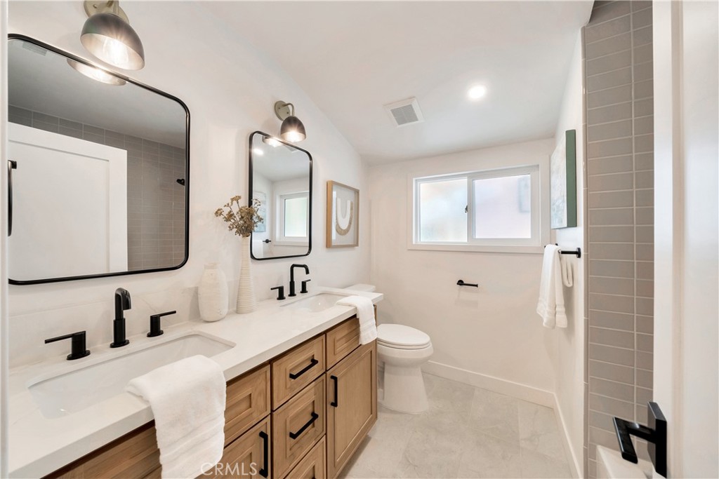 2613 W Chanticleer Road