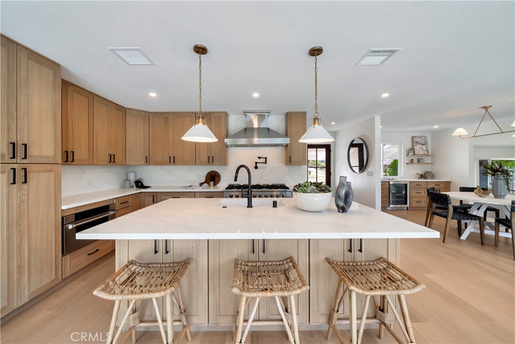 2613 W Chanticleer Road