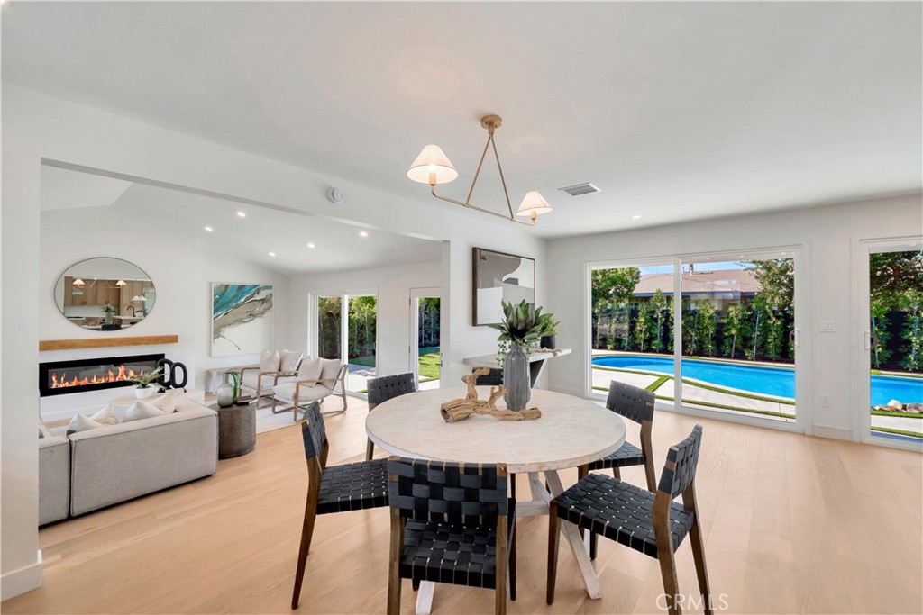 2613 W Chanticleer Road