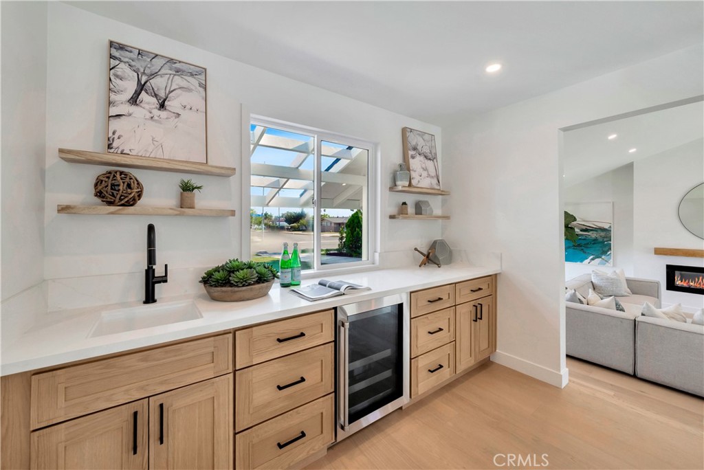 2613 W Chanticleer Road