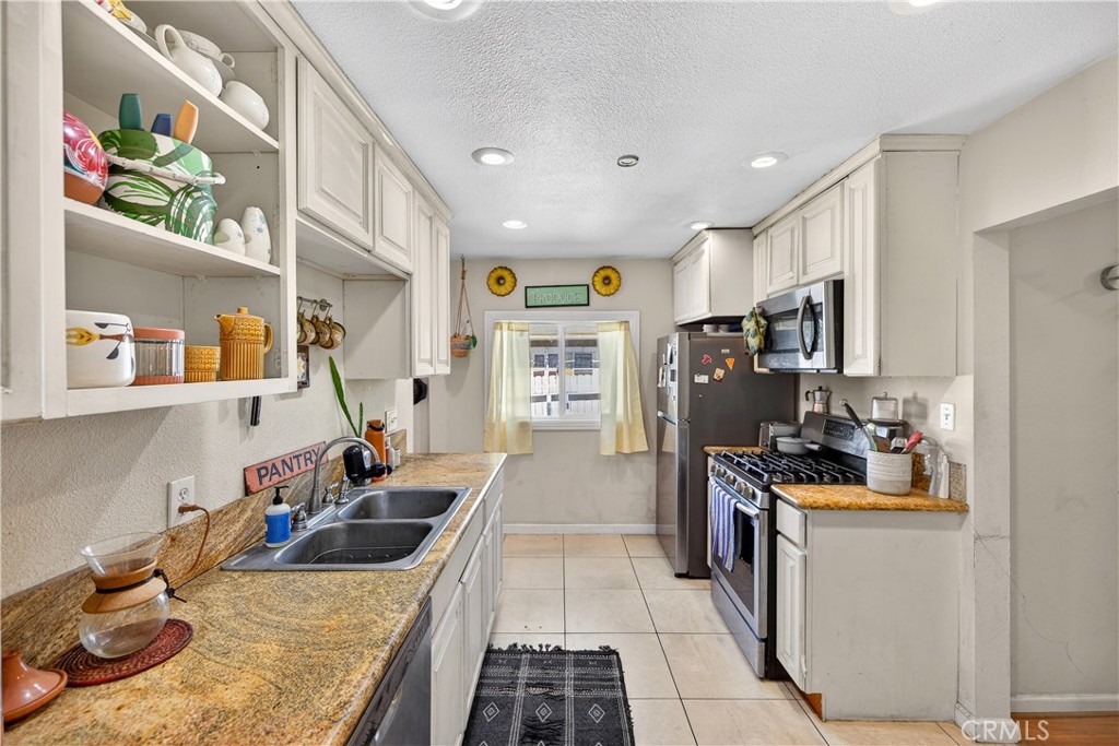 614 N Shelton