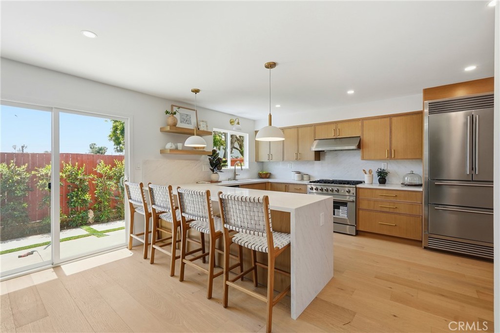 1710 Grant 14