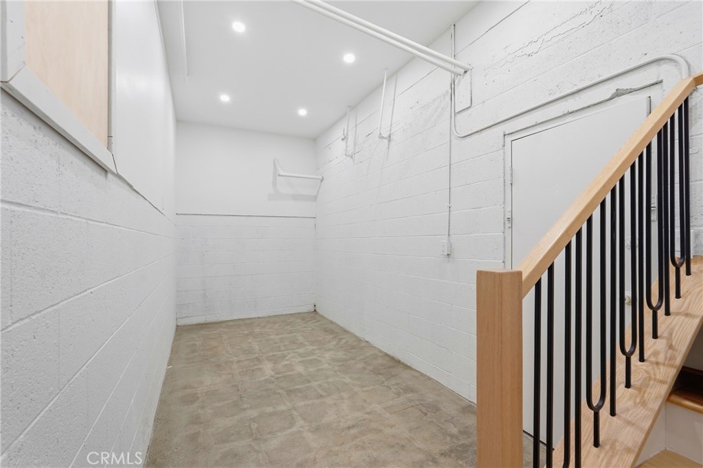 1710 Grant 14