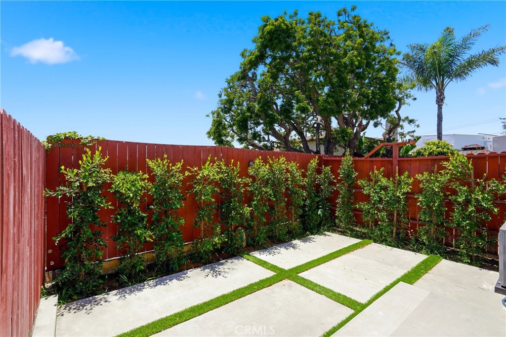 1710 Grant 14