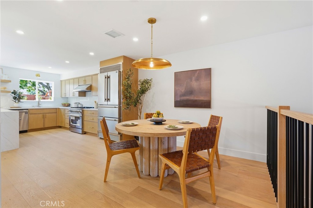1710 Grant 14