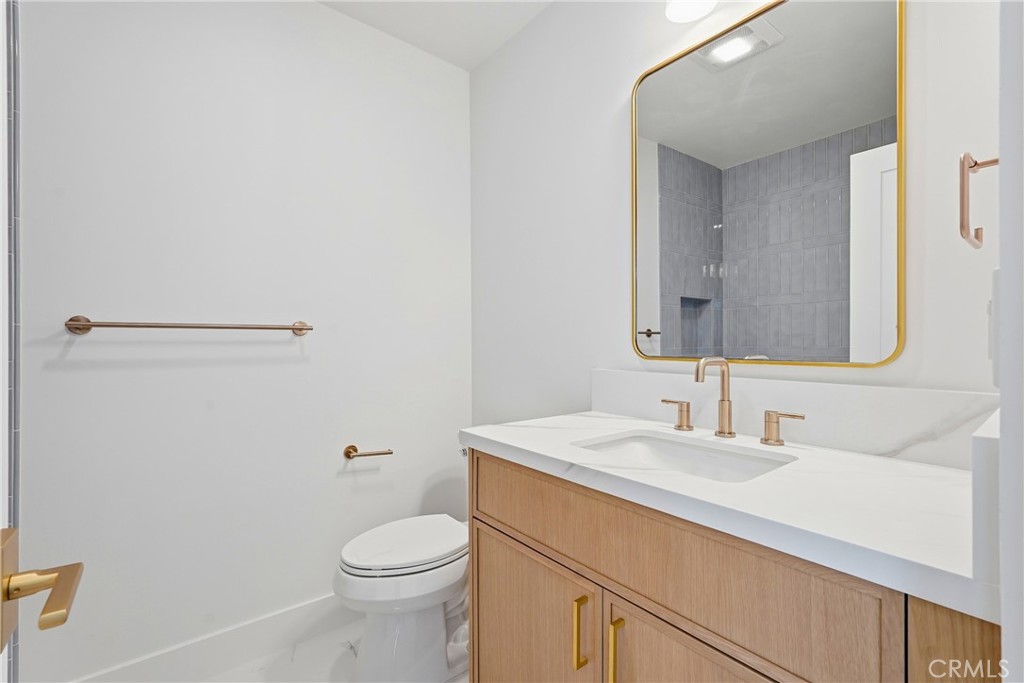 1710 Grant 14
