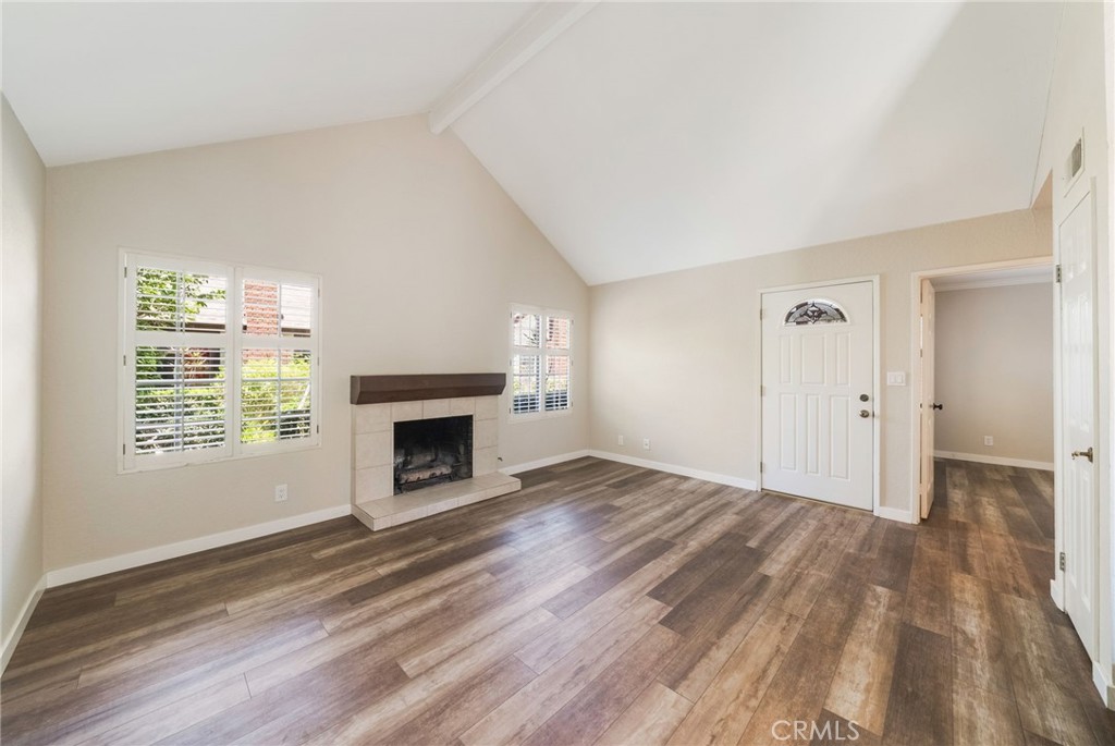 543 W Wilson 7