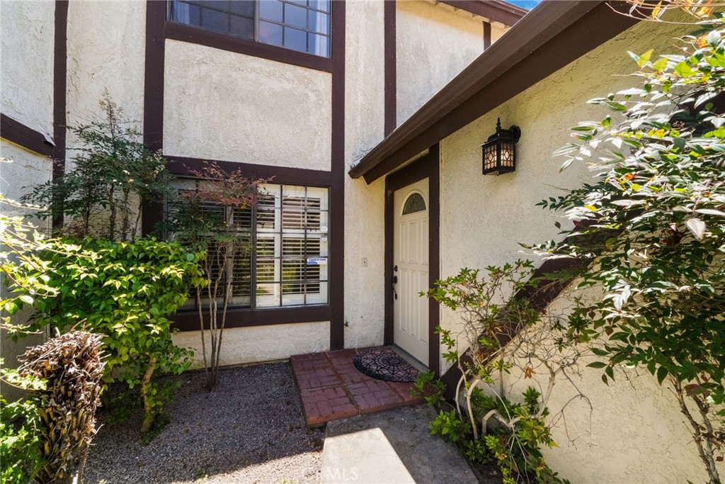543 W Wilson 7