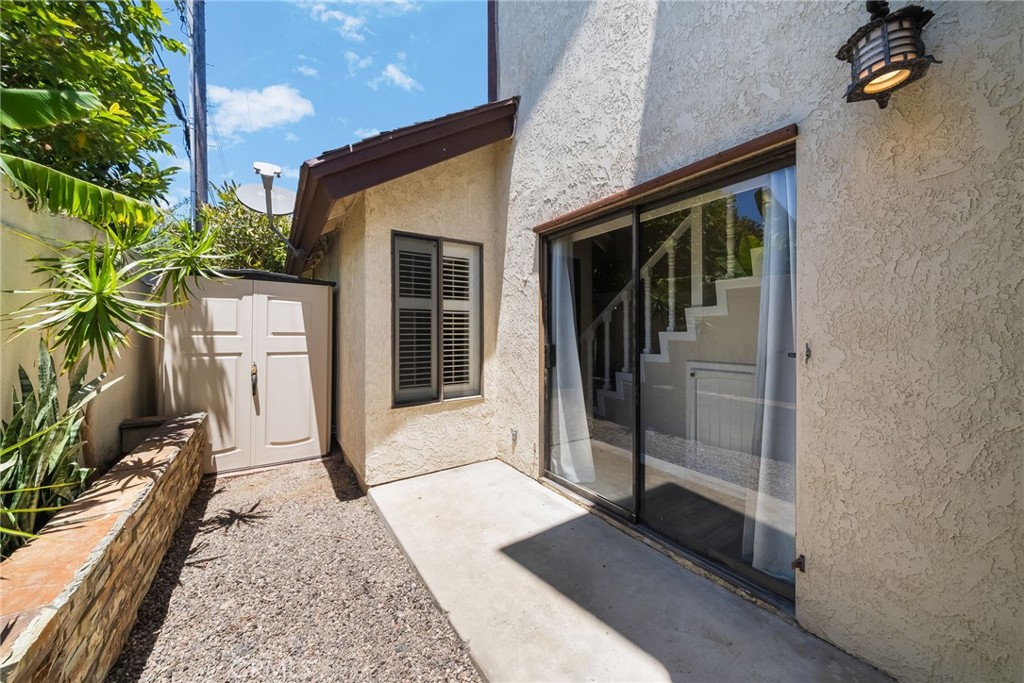 543 W Wilson 7