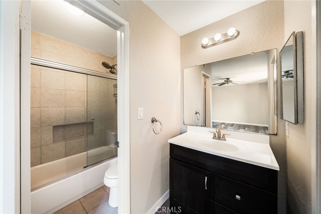 543 W Wilson 7