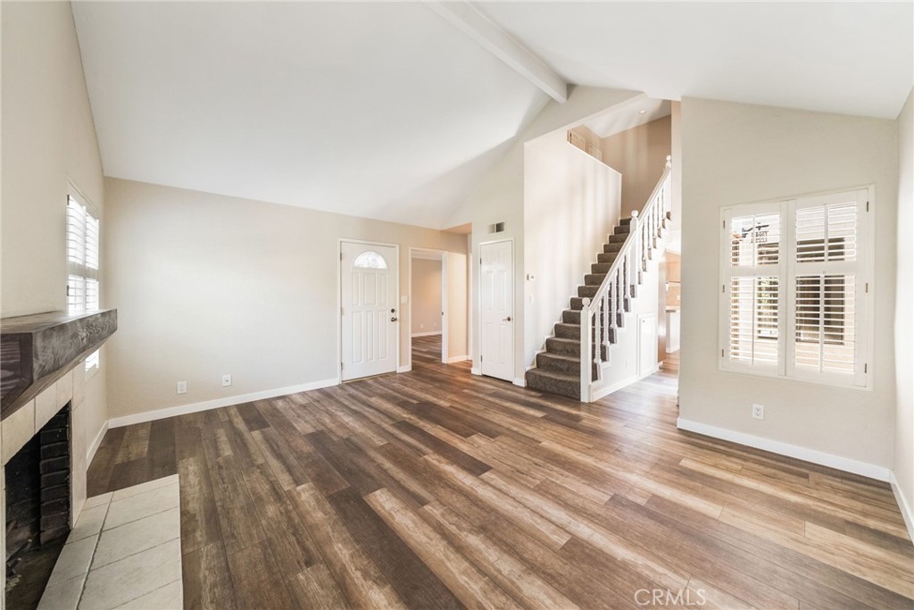 543 W Wilson 7