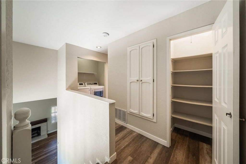 543 W Wilson 7