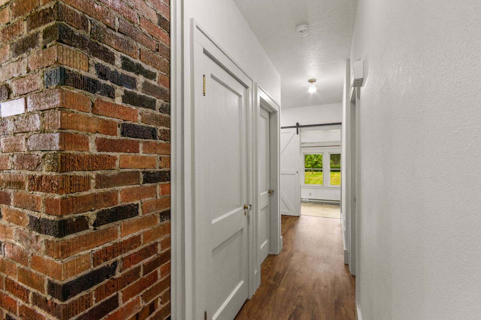 1305 Grand Ave