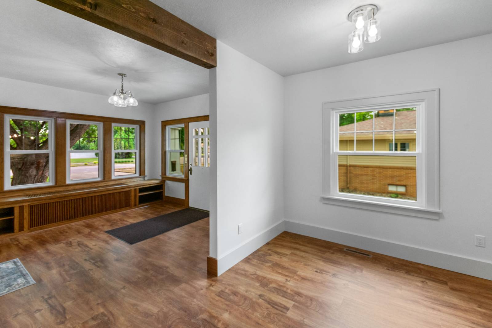1305 Grand Ave