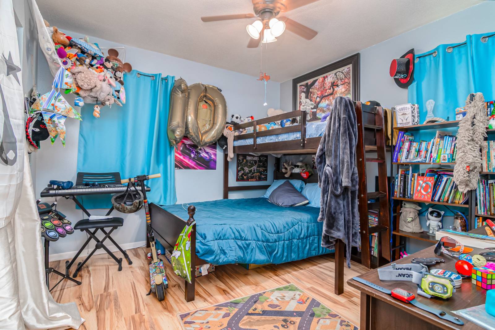 3809 Roosevelt Dr