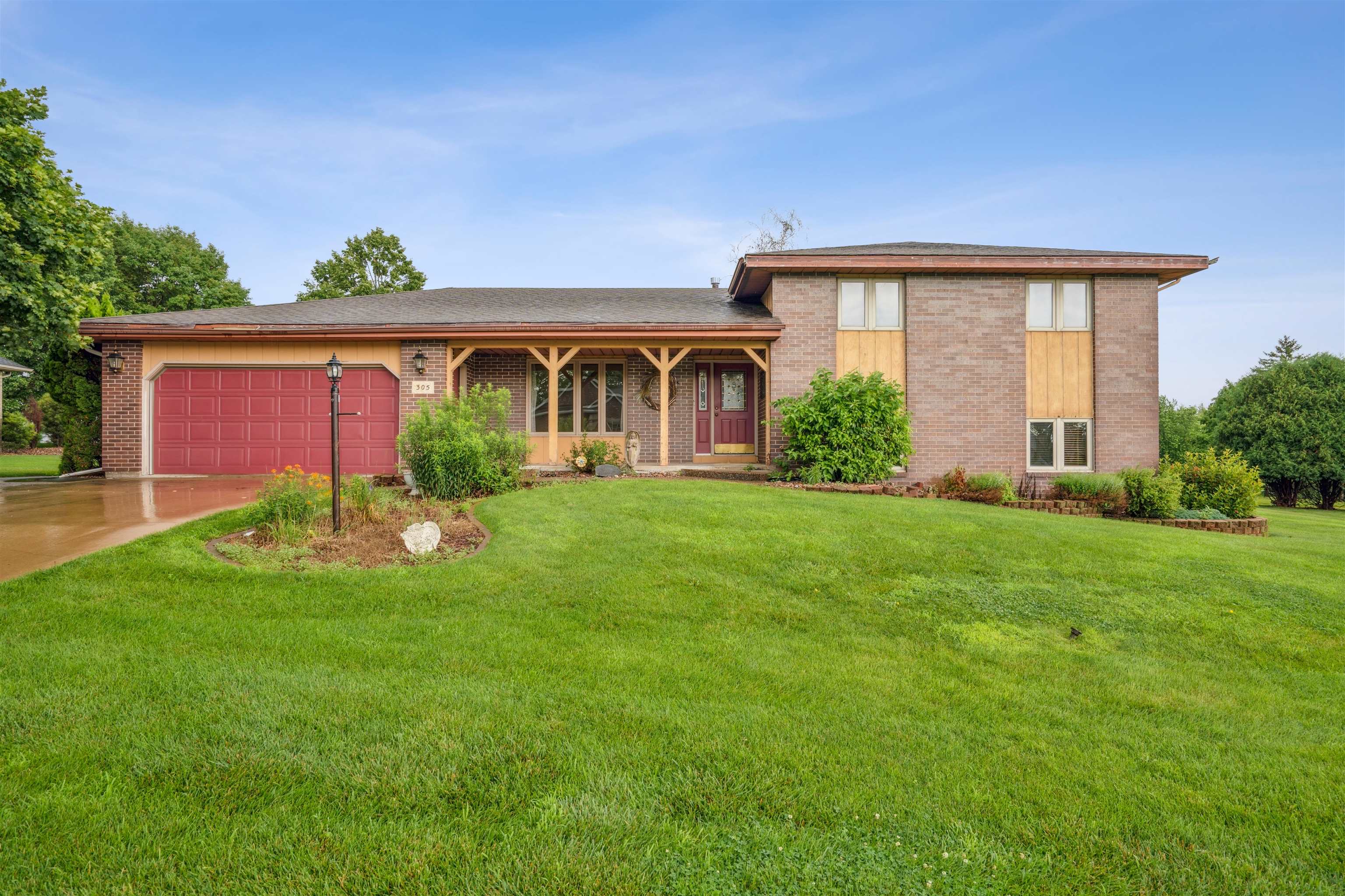 16785 Country Club Drive